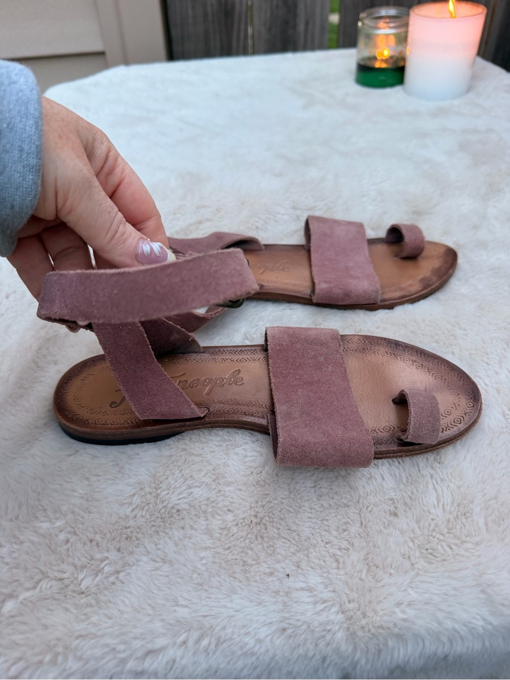 Free People Mauve Suede Two-Strap Toe Loop Sandals